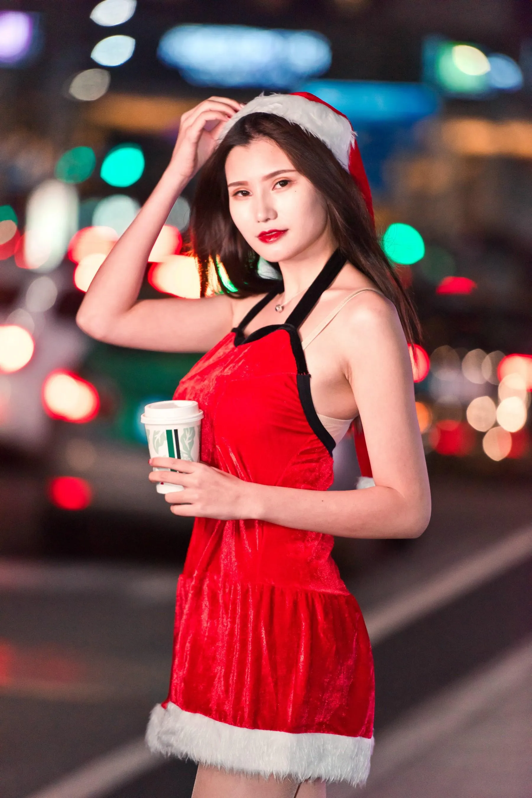 [魔镜街拍] NO.124 寒风中的极品肉丝圣诞美人婷婷 [224P]插图4